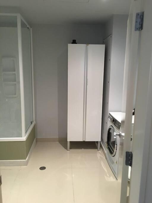 Outstanding Central Lambton Quay Apartment Wellington Exterior photo